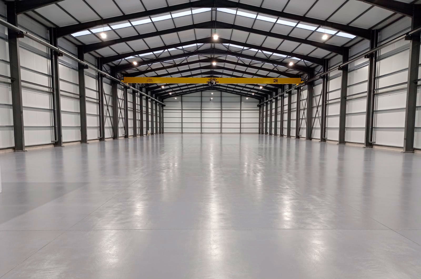 Proyecto y obra de Nave Logística en el Aeropuerto de Teruel