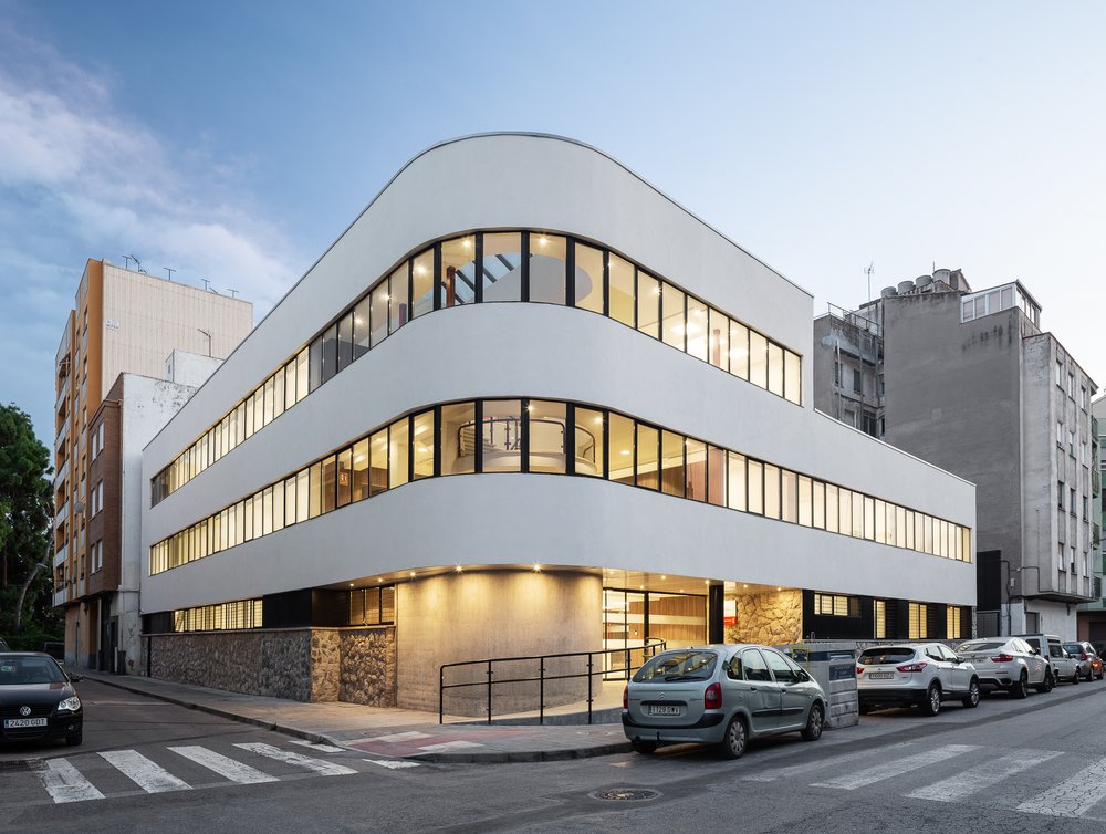 REFORMA DEL EDIFICIO DE LOS SERVICIOS SOCIALES Y CAISS DE BURRIANA