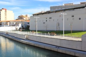 Paseo junto al río Sant Nicolau (Gandía)