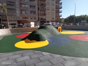 Plaza Avda. de Valencia en Oliva