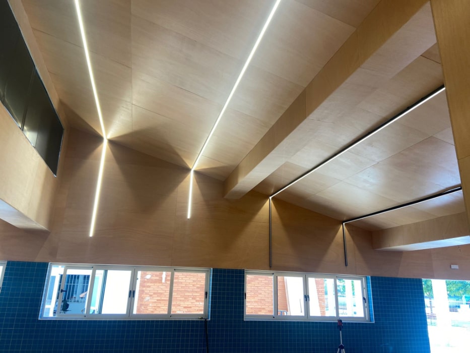 DIVERSAS OBRAS EN EL CEIP CERVANTES EN LA POBLA DE FARNALS