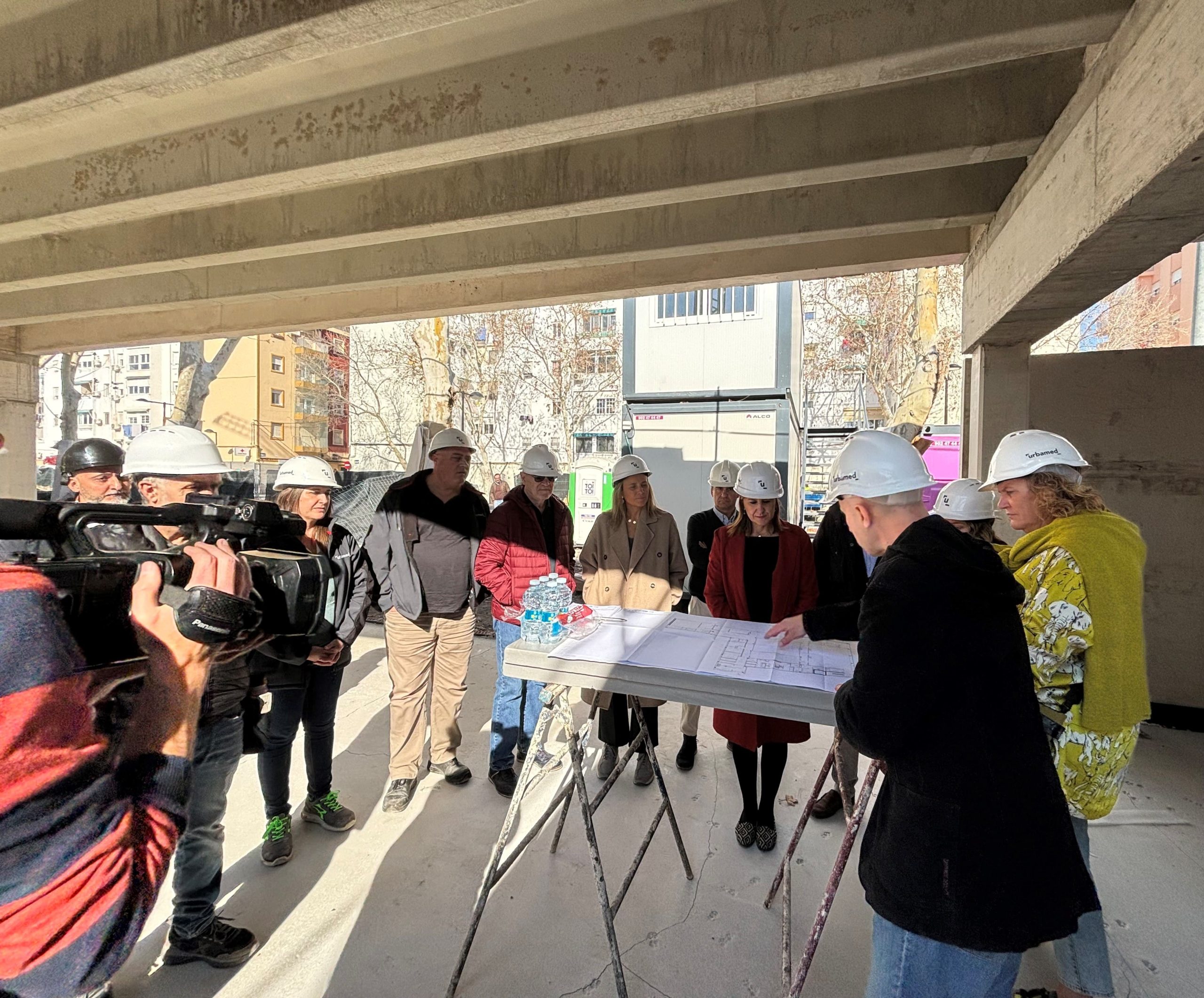 María José Catalá visita Centro de Día del Cabañal