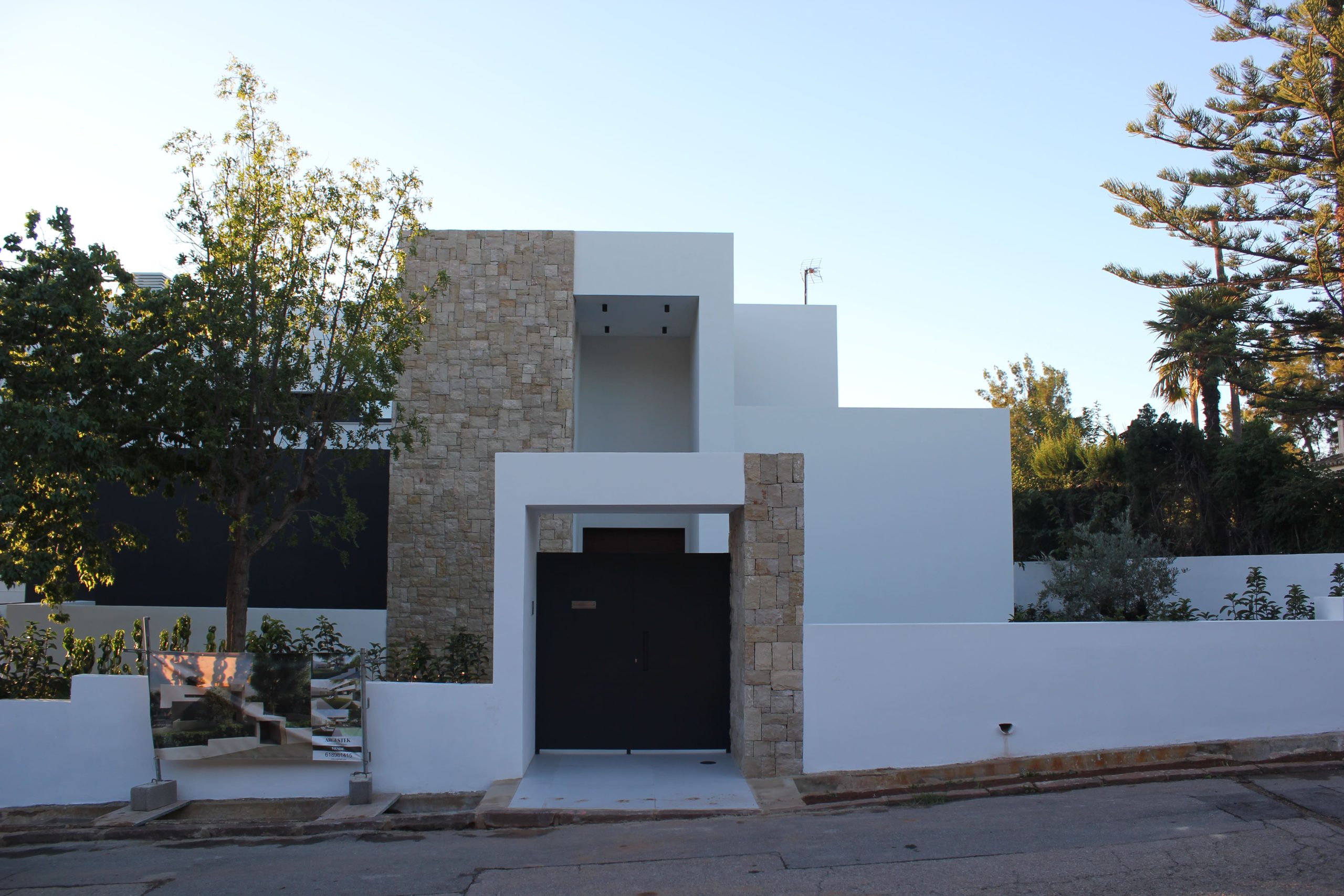 VIVIENDA UNIFAMILIAR EN SANTA BÁRBARA